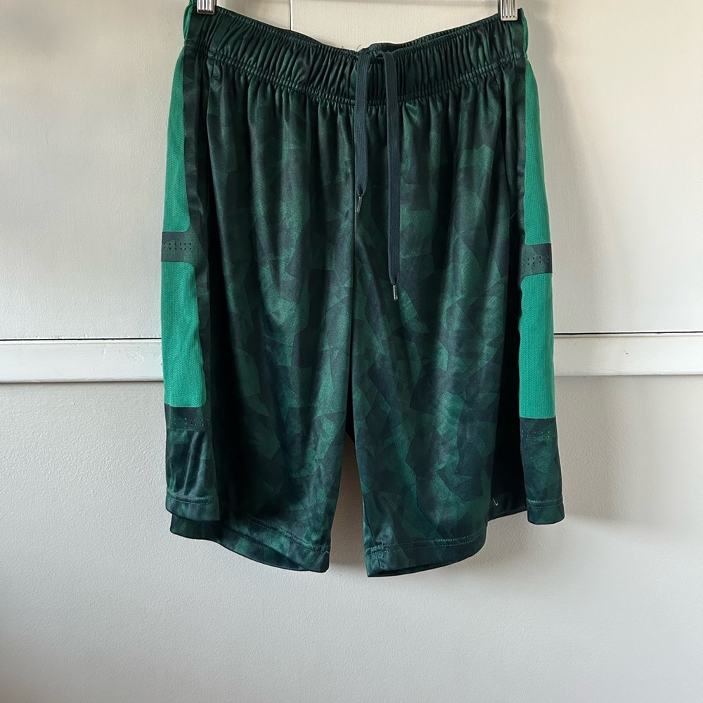 Tek Gear Men's Athletic Shorts in Dark Green